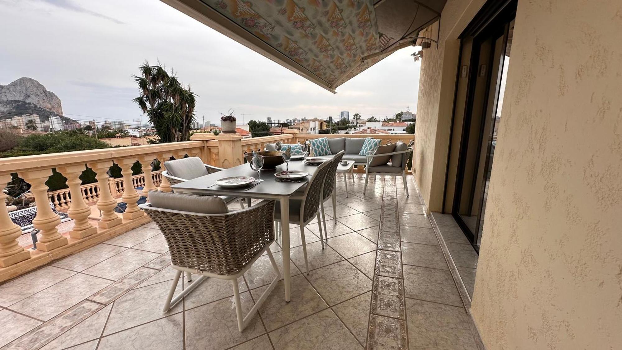 Luxury Villa - Pool, Hot Tub, Aircon, Tvs, Home Cinema, Office, Gbit Internet, Sports Equipment Calpe Exterior photo
